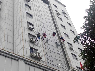 外墙清洗2-400-300.jpg